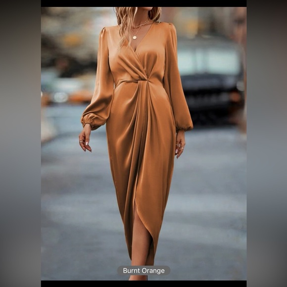 Shein pattern sleeve satin dress - Picture 3 of 5